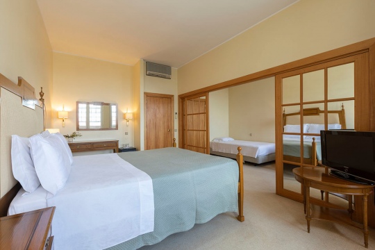 Hotel Toural